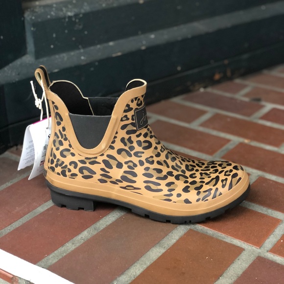 joules leopard rain boots